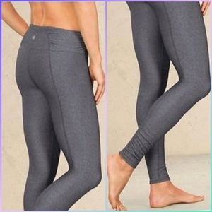 EUC Athleta Herringbone Rouched Leggings XS